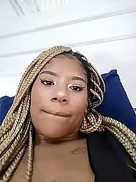 Afro_Luna webcam