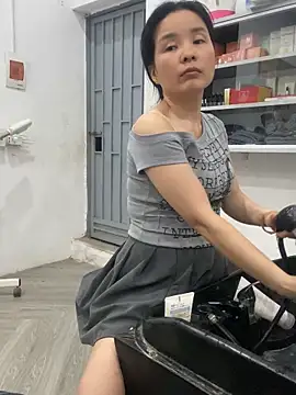 Ivy_Trix2 webcam