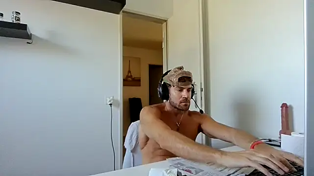 alpha-hunk webcam