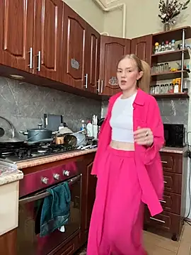 MilaMoone webcam