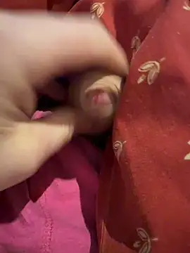 twankletoes1234 live sex cam