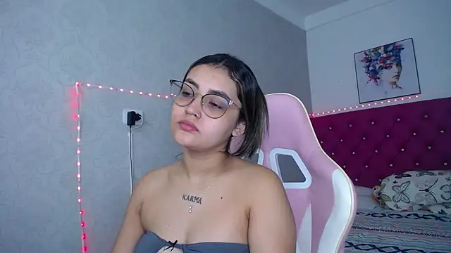 kathe-mills235 webcam