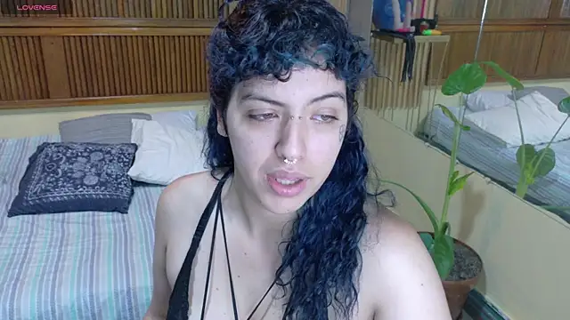 Eli666uwu webcam