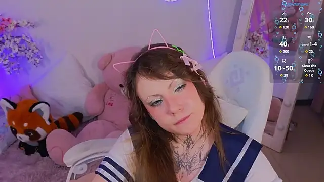 EricaMoonn webcam