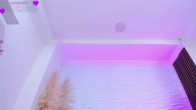 AudreyHayworth live sex cam
