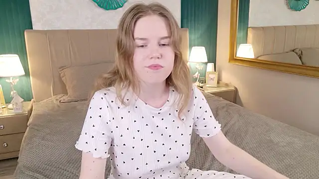 Alida_Brice webcam
