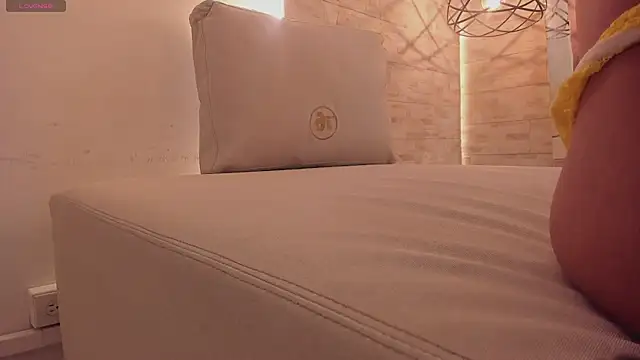 grace_daviss webcam