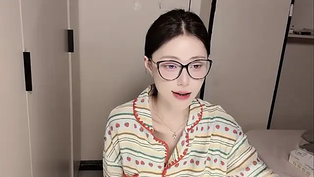yuyu-33 webcam