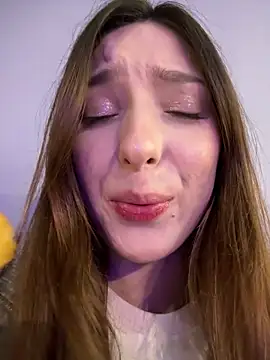 LilluKatten live sex cam