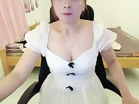 BabyDoll1999 webcam