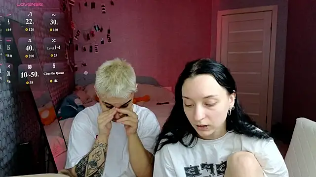 LuxuryLoverss webcam