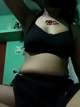 niyashree100 webcam