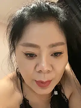 yingchong_027 webcam