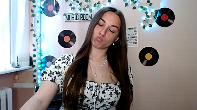 Cutie__Mia webcam