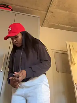 slimcateee webcam