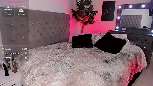 Franciis_4u webcam