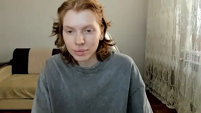 StellaDavis webcam