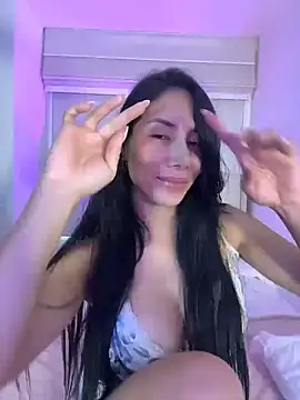 ArianaReynoldss webcam