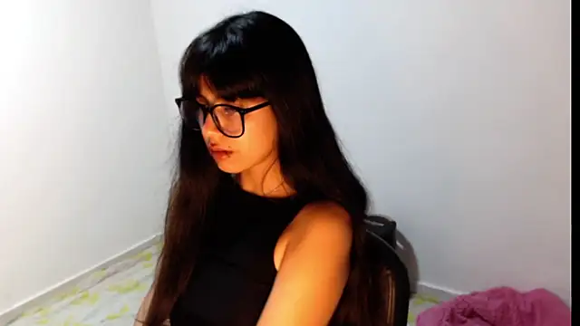 meganmiauu webcam