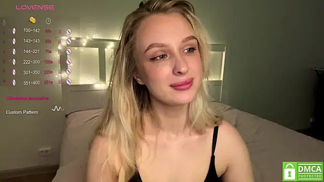 ReginaJoyy webcam