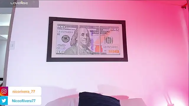 Emma_Nico webcam