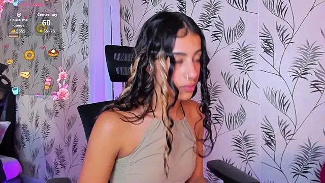 sophiarivers - SophiaRivers's free webcam - UK Sex Cams