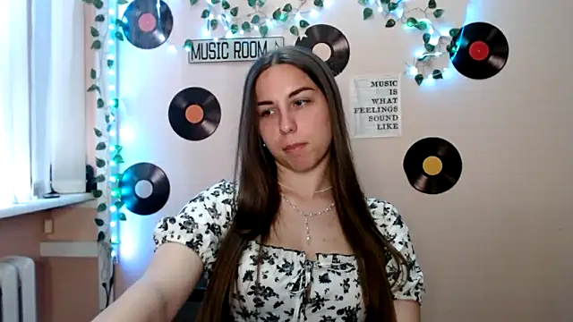 Cutie__Mia webcam