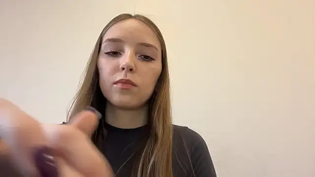 QueenBalensiefen webcam