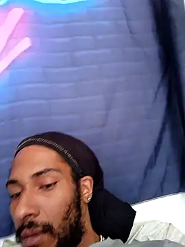 Mikaaa97 webcam