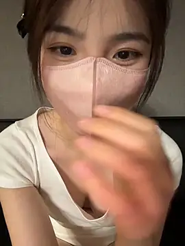 gougou13 live sex cam