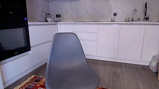 kimiko_ara webcam