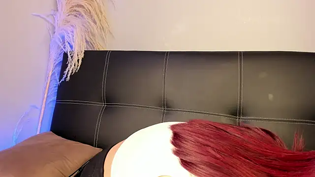 madelaine_blosson webcam