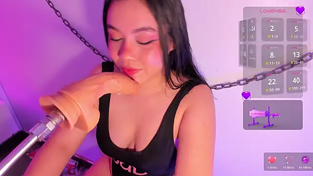 emma_smile webcam