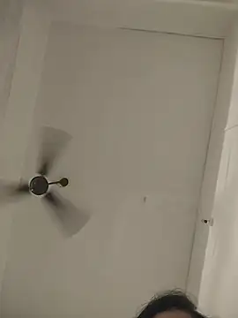 NakedMILFx webcam