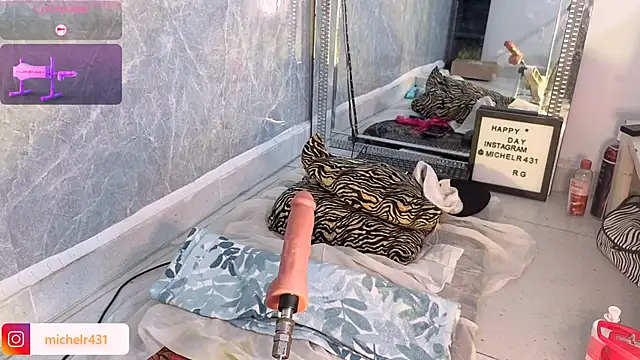 Mia__reys webcam