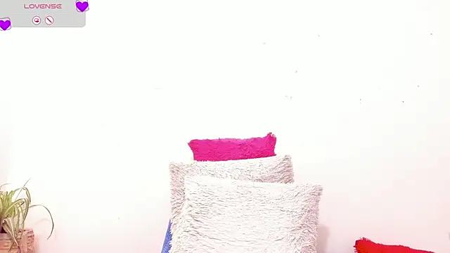 hazel_34 webcam