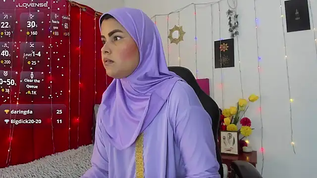 AishaAmin_ webcam