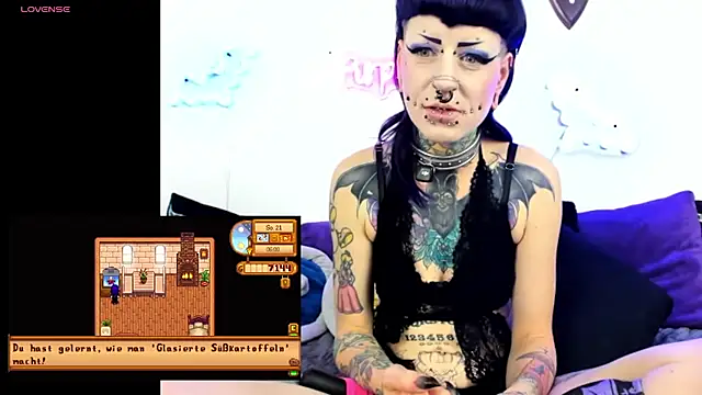 Purple_Coffin666 webcam