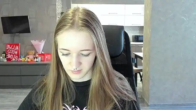 KateKayer webcam