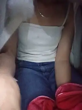 Daisyy-xxx webcam