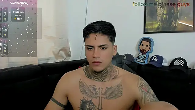sweetlatinoboy webcam