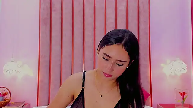 Zoe_Monrow webcam