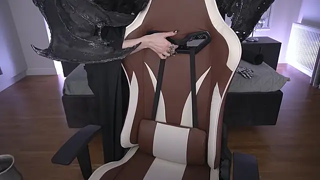 OutfitObsession webcam