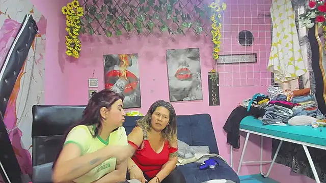 lesbiancuple webcam