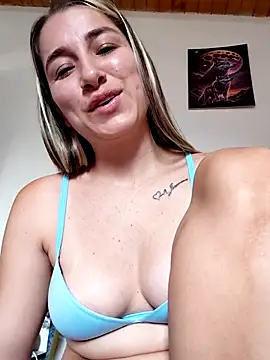 Iris_love18 webcam
