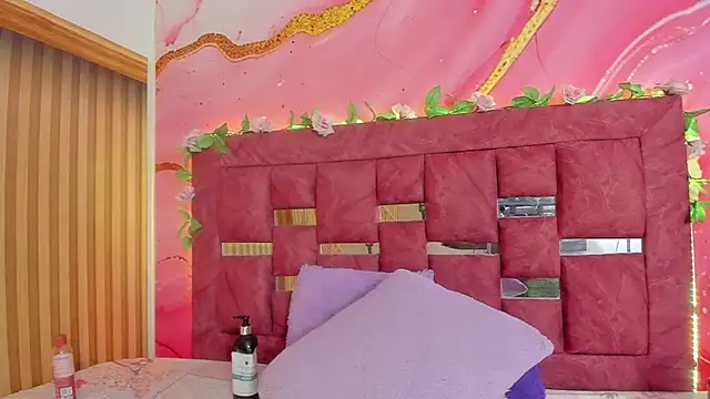 melody_paris webcam