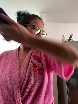 Sharongirl07 webcam
