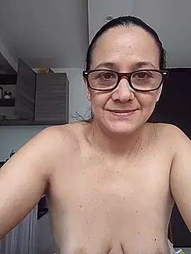 nicolle_milf1978 webcam