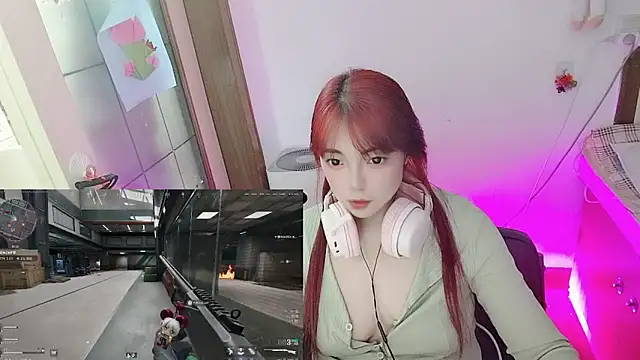 Song_99 webcam