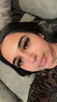 LilMisIndianx webcam